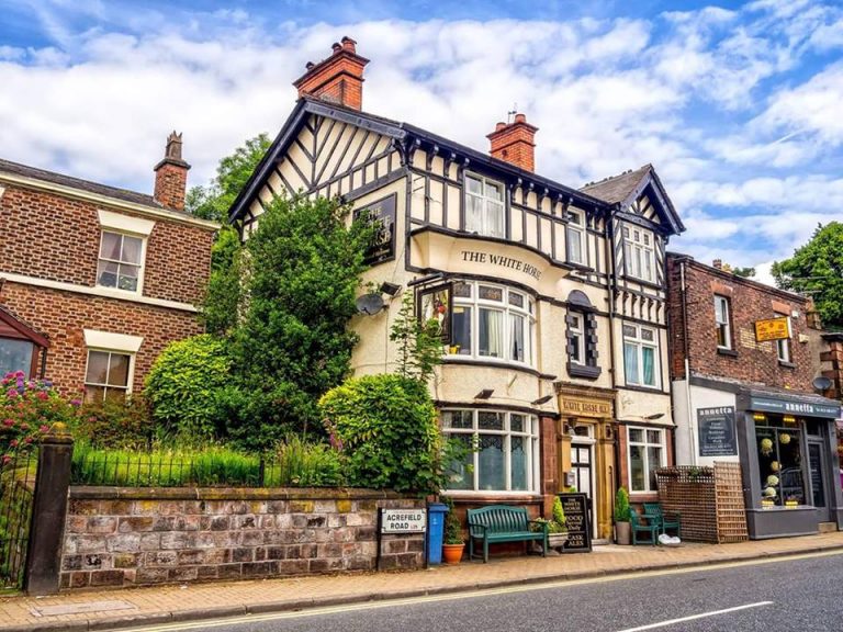 WooltonVillageLiverpool BASE Serviced Apartments