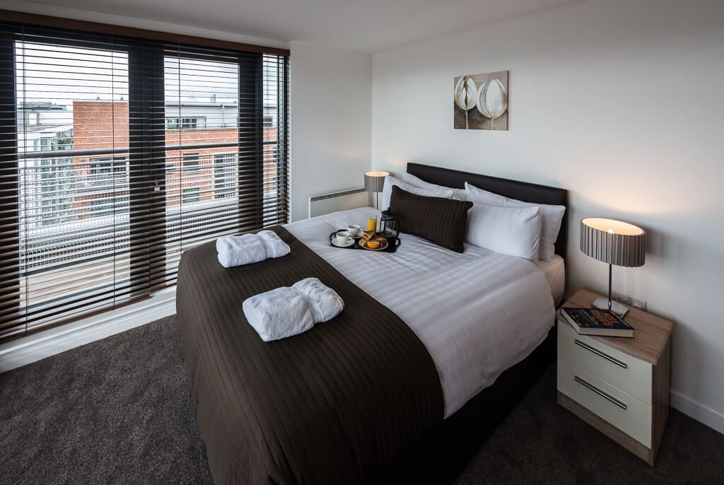 Bedroom apartment in Liverpool base serviced apartments 