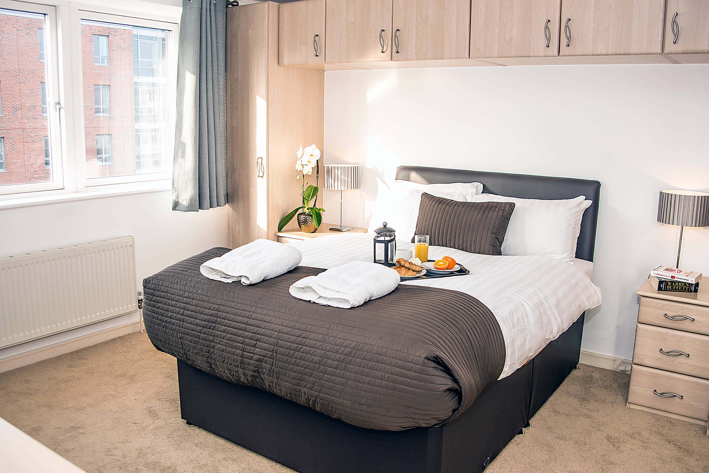 Albert Dock apartment liverpool base serviced apartments